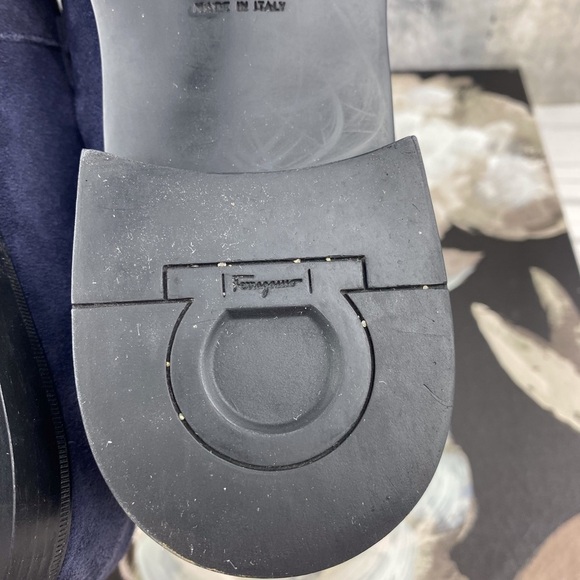 Ferragamo Men’s Foster Suede Loafer In Blue Size 7.5 Medium Width. - Picture 9 of 12